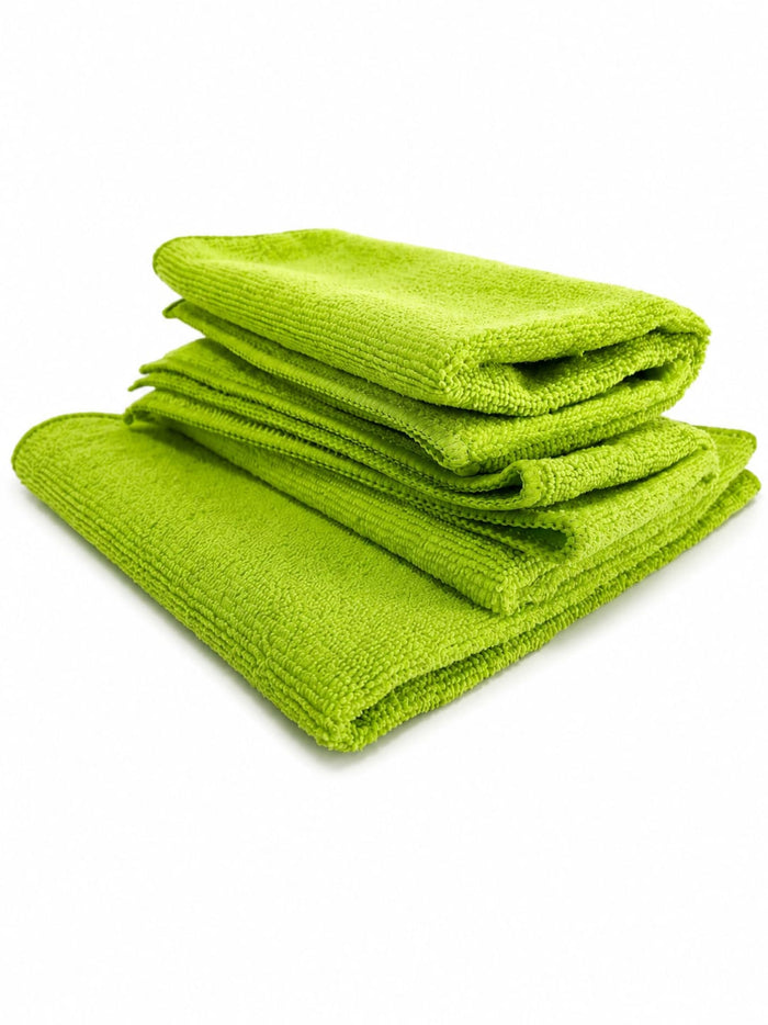 Bayetas de microfibra verdes ECOPRODETAIL para detailing y limpieza del coche, dobladas y apiladas